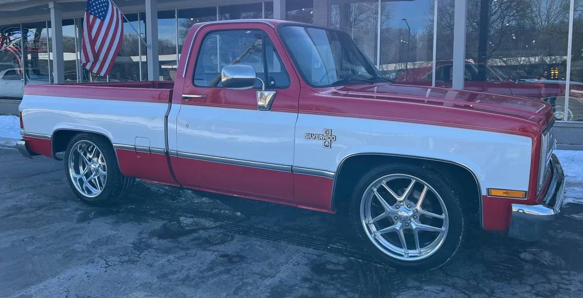 Chevrolet-c-10-silverado-truck-1986-red-21