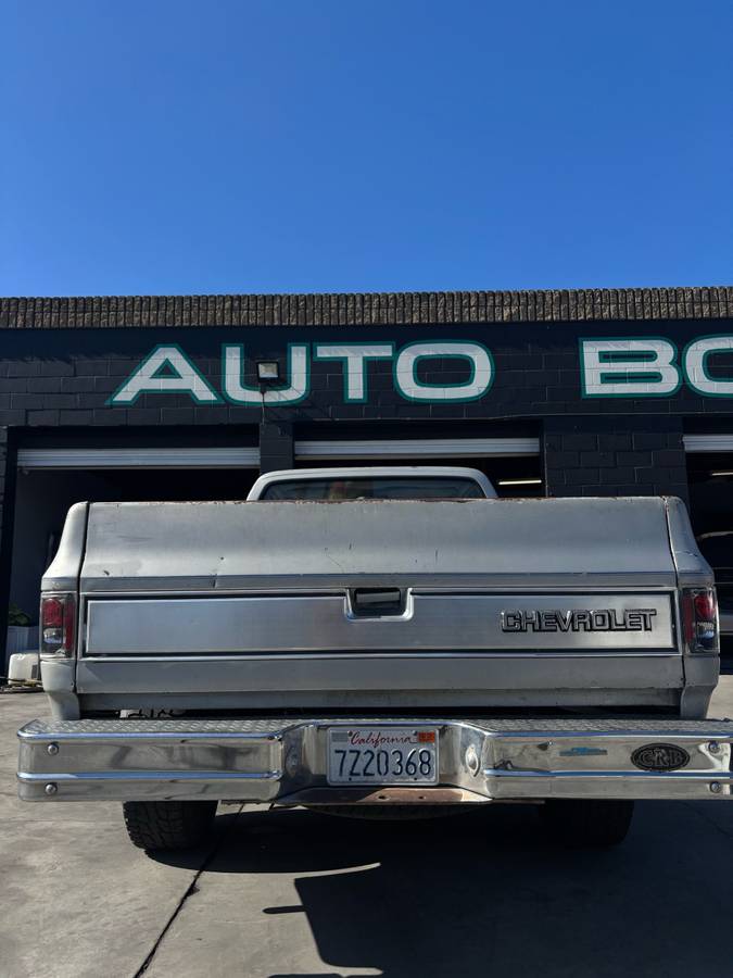 Chevrolet-c-20-silverado-1985-grey-6