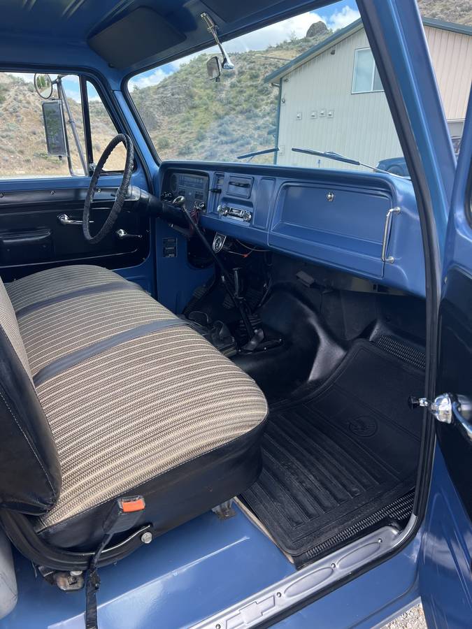 Chevrolet-c-30-1965-blue-6