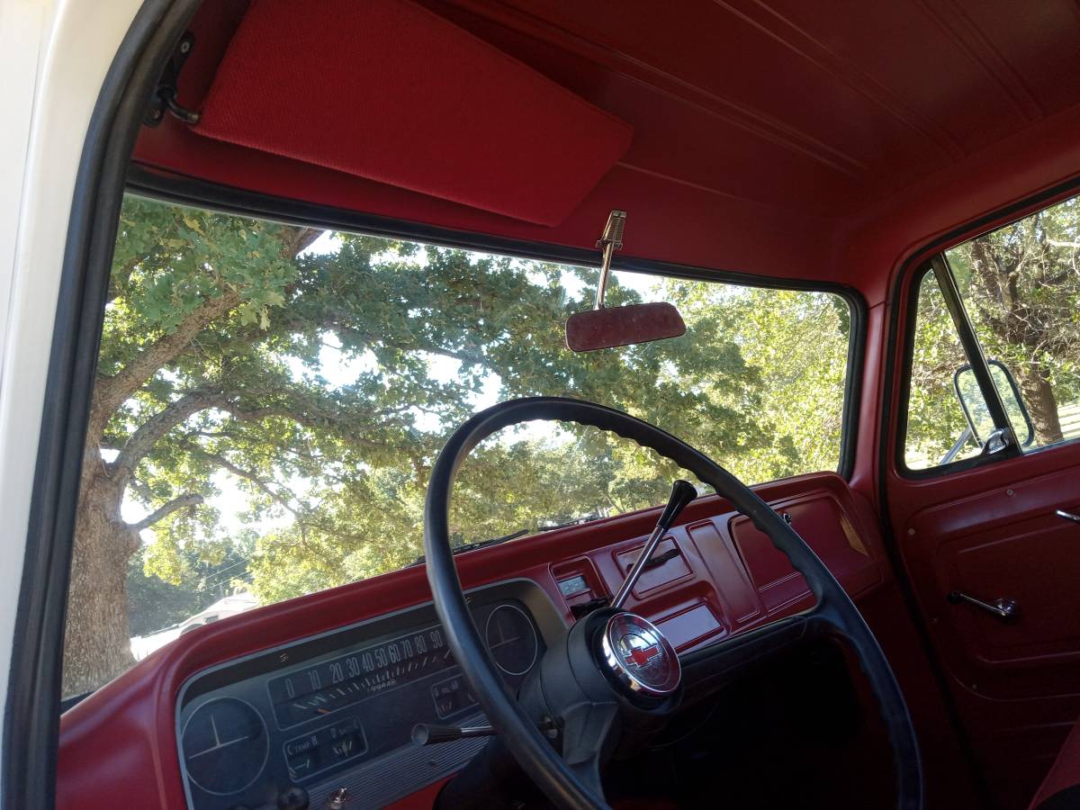 Chevrolet-c10-1964-white-12