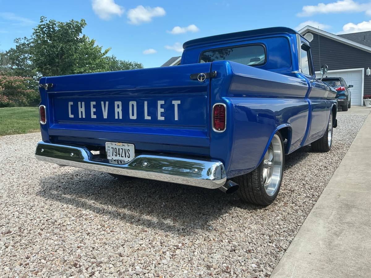Chevrolet-c10-1965-blue-9