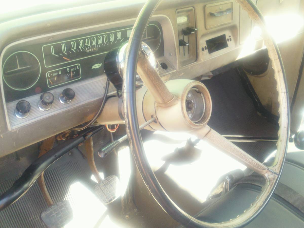 Chevrolet-c10-1966-11