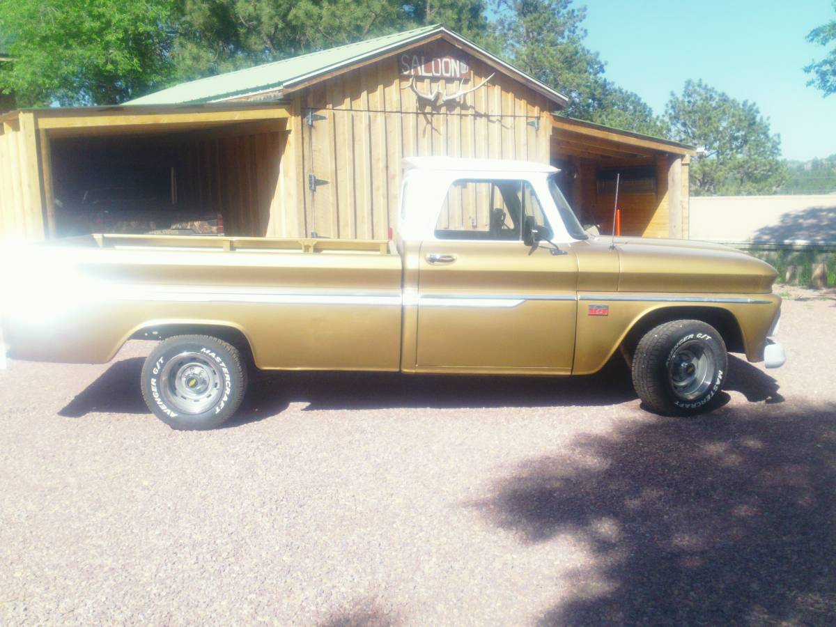 Chevrolet-c10-1966-4