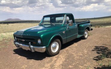 Chevrolet-c10-1967-green-1
