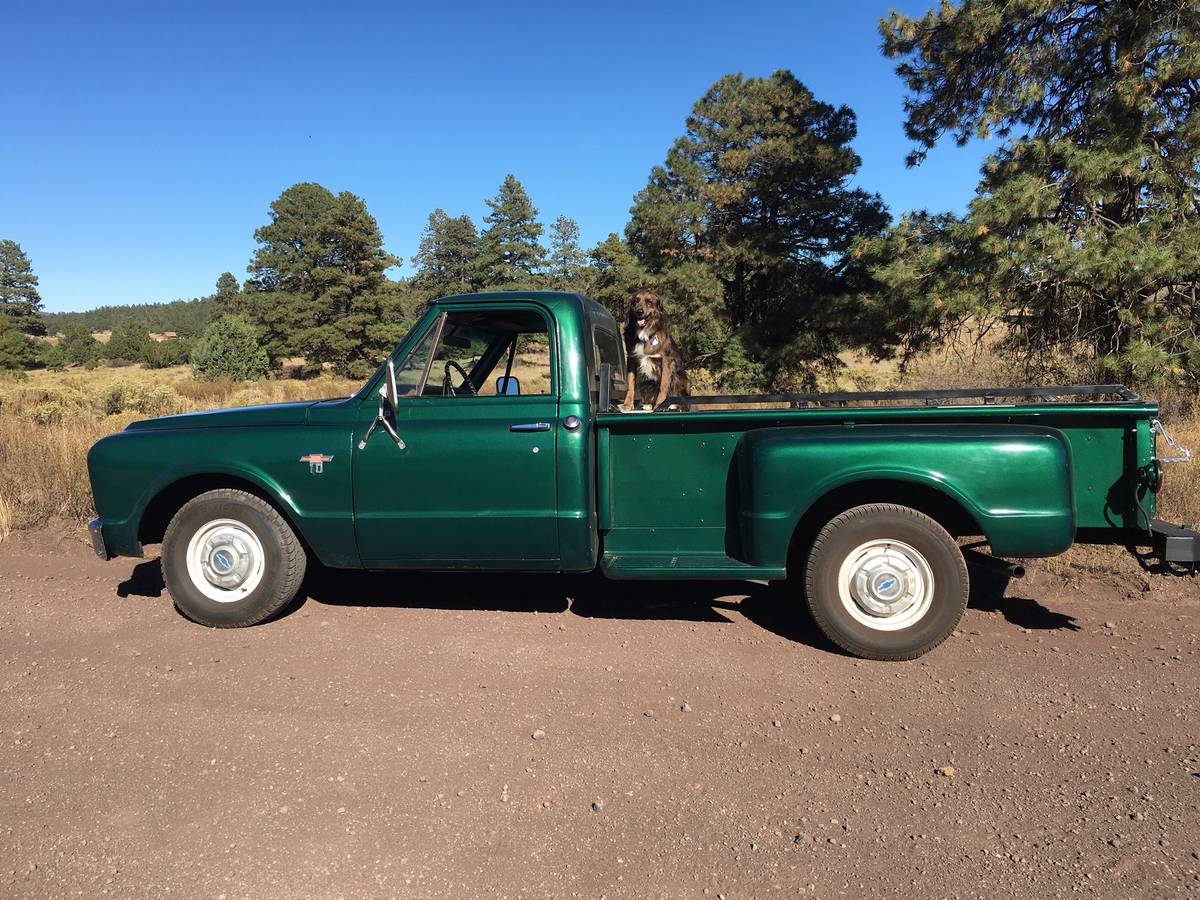 Chevrolet-c10-1967-green