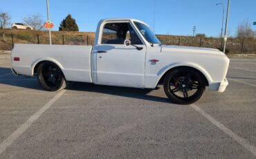 Chevrolet-c10-1967-white-11