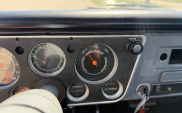Chevrolet-c10-1968-grey-11