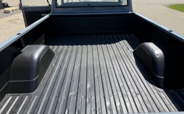 Chevrolet-c10-1968-grey-18