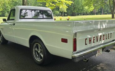 Chevrolet-c10-1968-white-3
