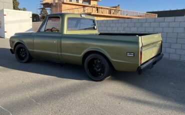 Chevrolet-c10-1970-green-4