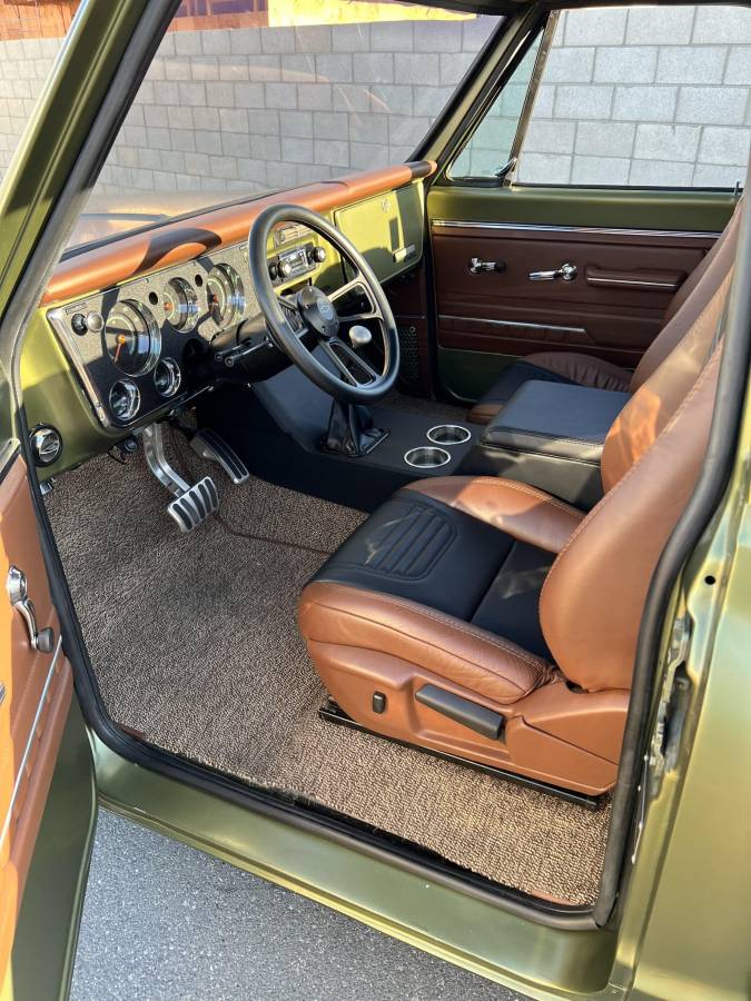 Chevrolet-c10-1970-green-5