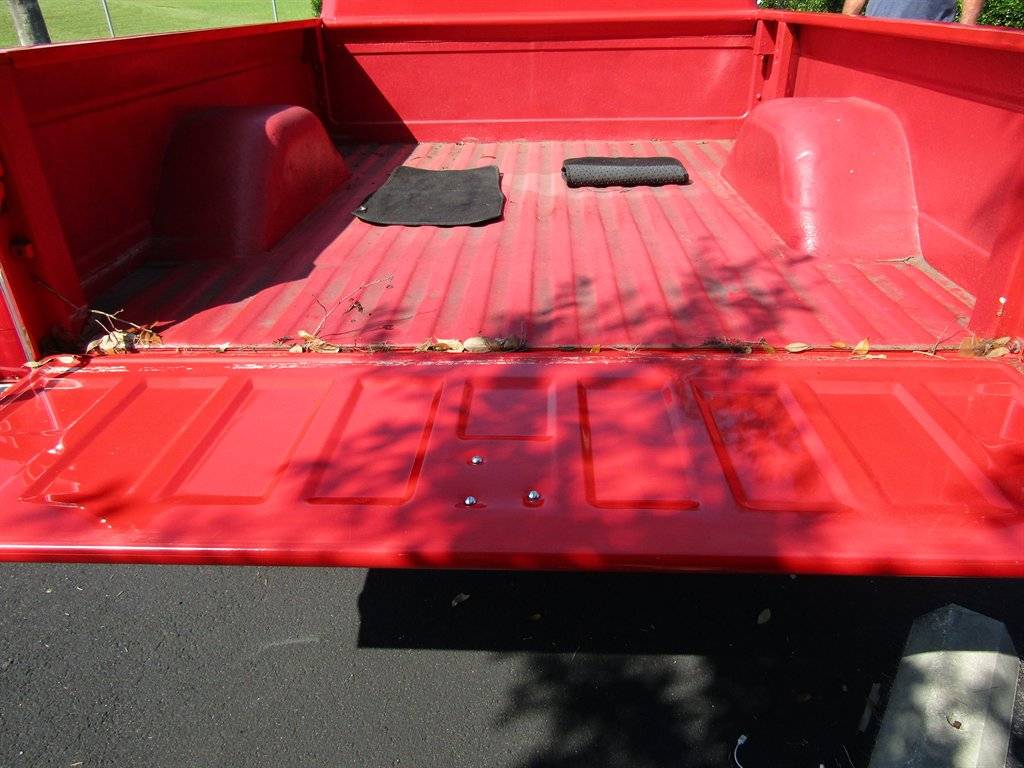 Chevrolet-c10-1970-red-16