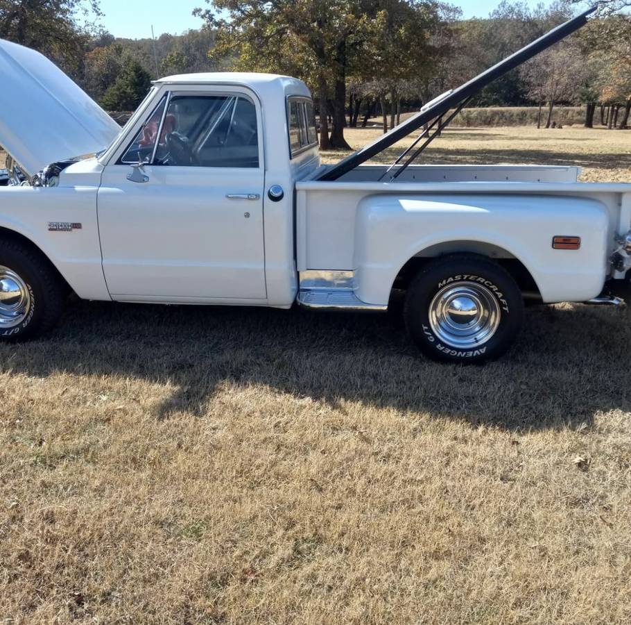 Chevrolet-c10-1972-white-12