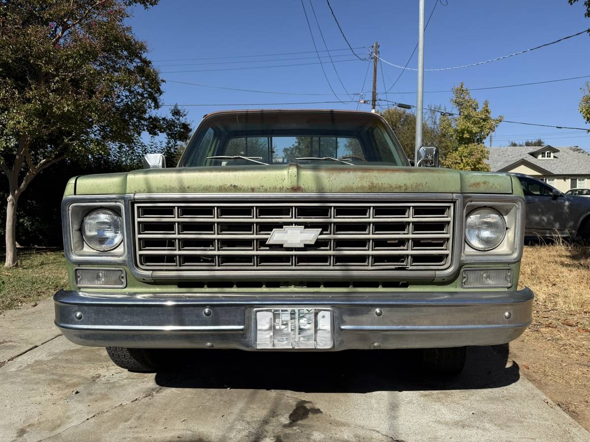 Chevrolet-c10-1976-green-2