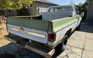 Chevrolet-c10-1976-green-7