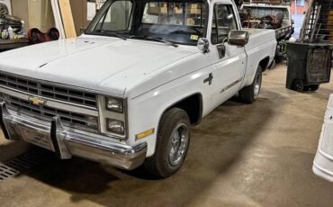 Chevrolet-c10-1987-white-3