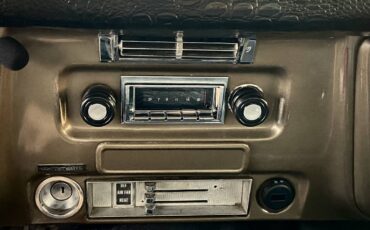 Chevrolet-c10-custom-1970-18