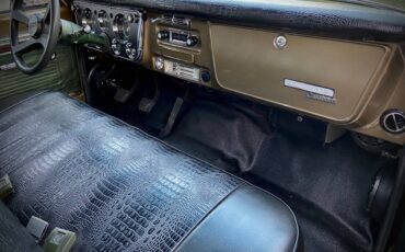 Chevrolet-c10-custom-1970-19