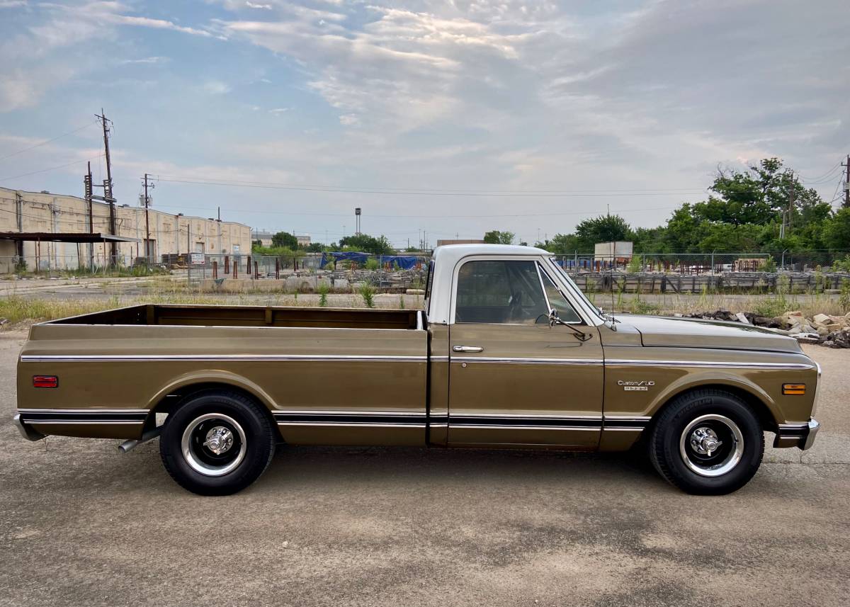 Chevrolet-c10-custom-1970-5
