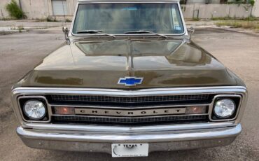 Chevrolet-c10-custom-1970-7