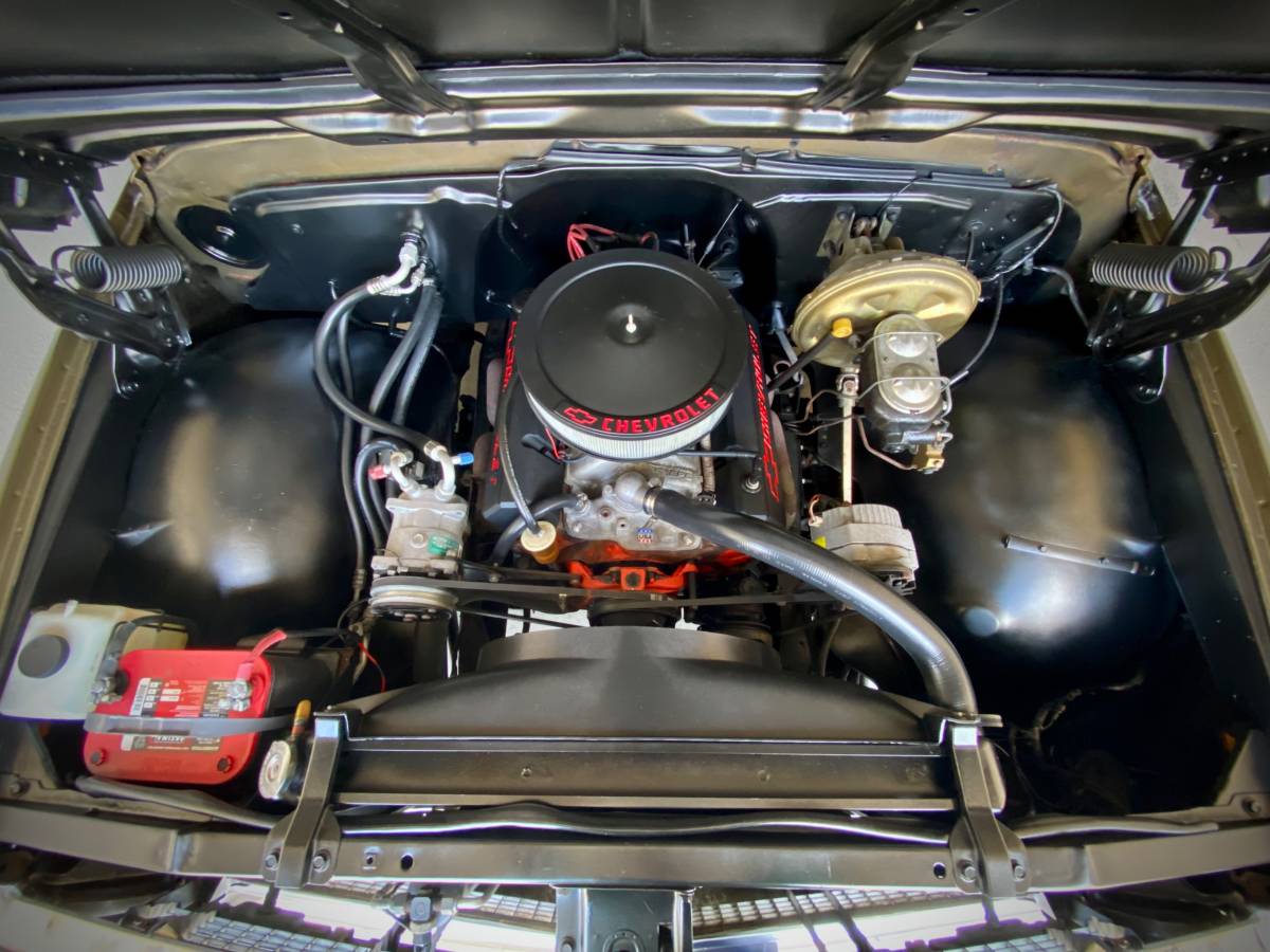 Chevrolet-c10-custom-1970-9