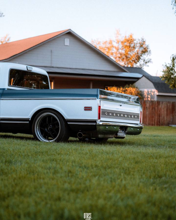 Chevrolet-c10-customer-1971-green-3