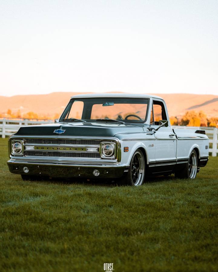 Chevrolet-c10-customer-1971-green-7