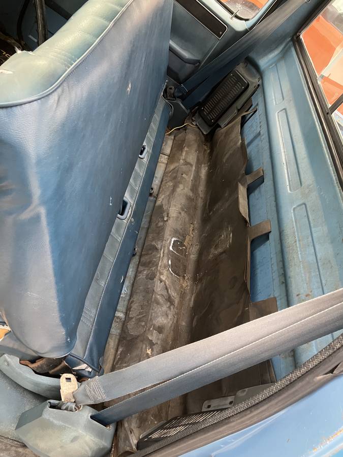 Chevrolet-c10-longbed-1984-13