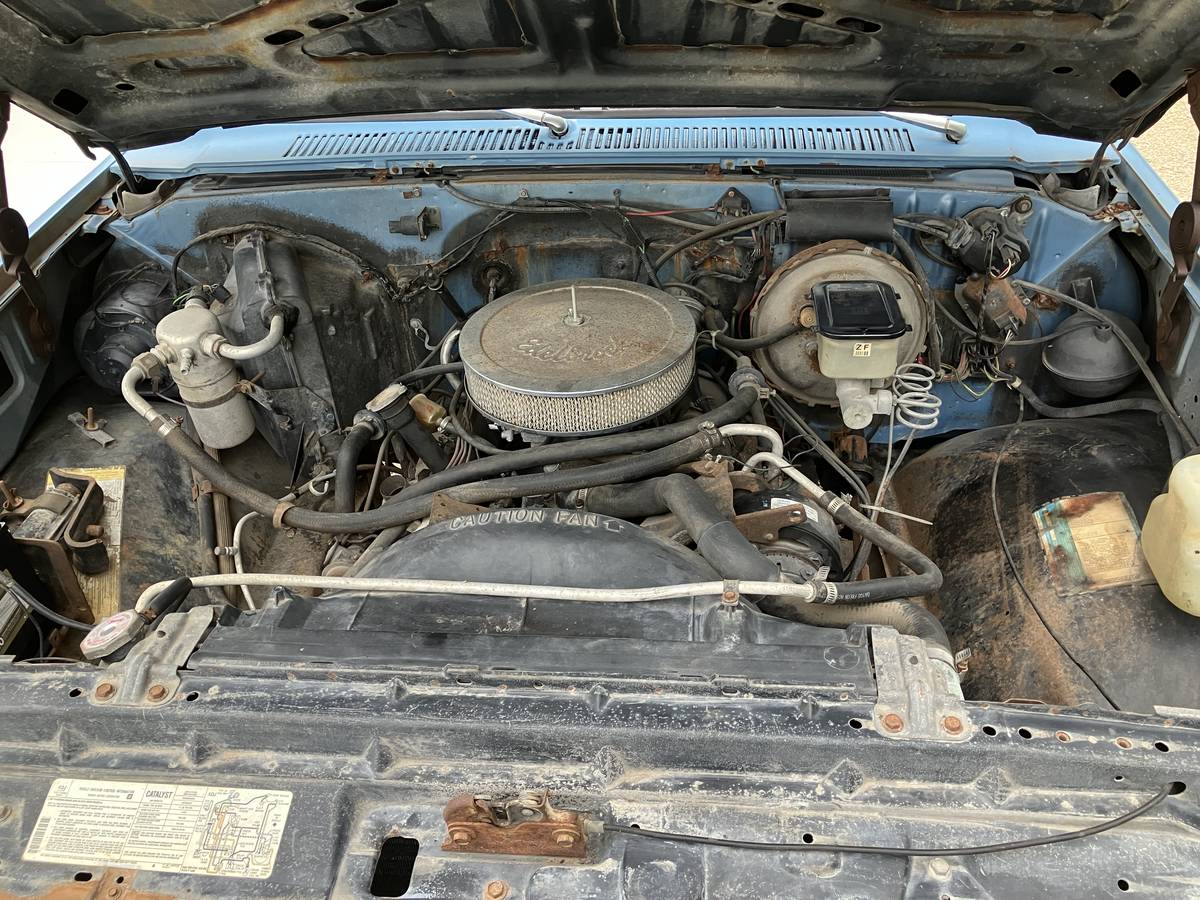 Chevrolet-c10-longbed-1984-14