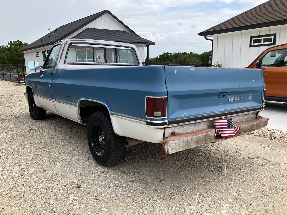 Chevrolet-c10-longbed-1984-3