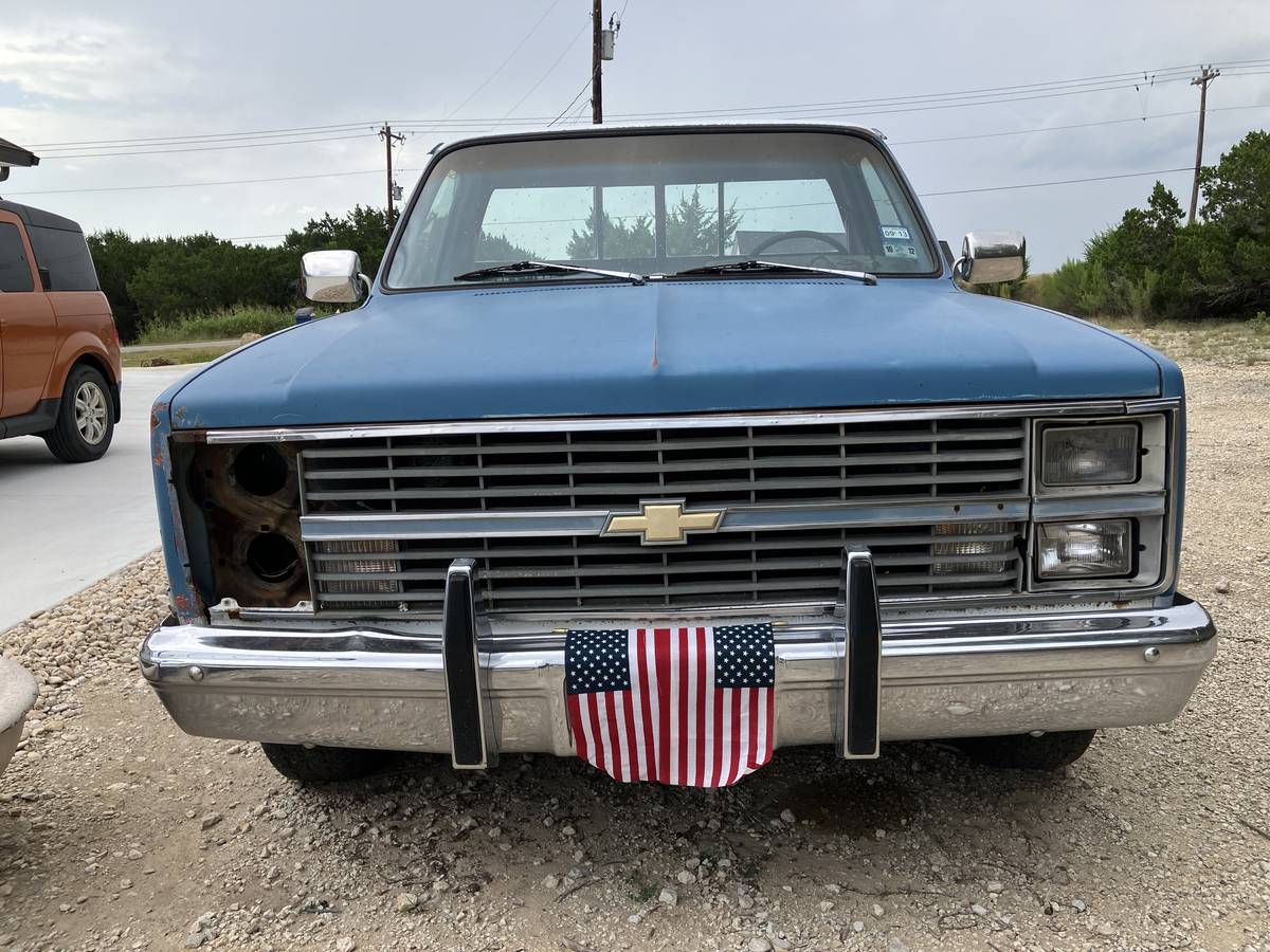 Chevrolet-c10-longbed-1984-4