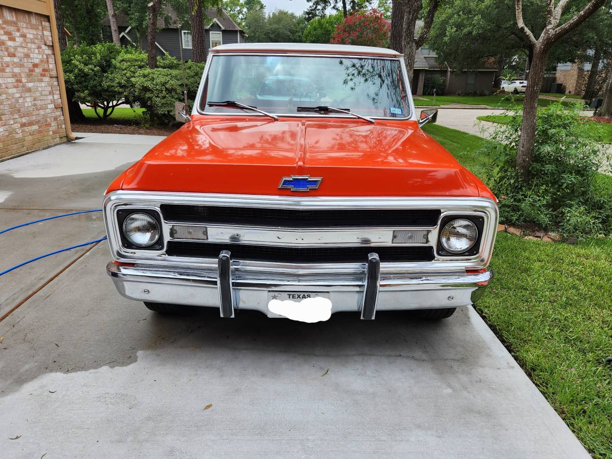 Chevrolet-c10-lwb-pickup-1970-orange-1