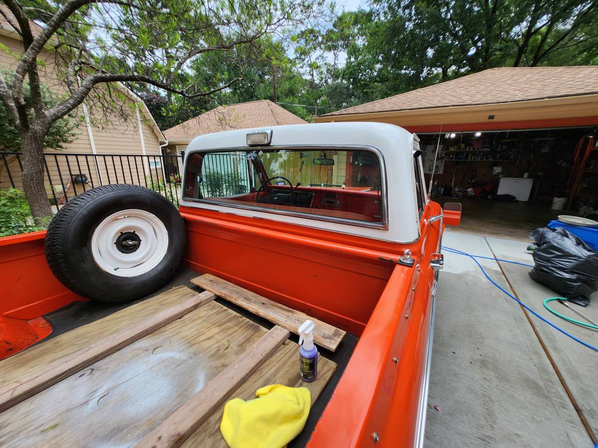 Chevrolet-c10-lwb-pickup-1970-orange-11