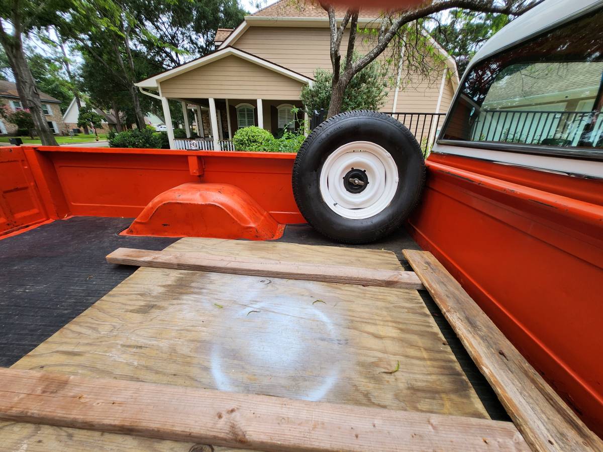 Chevrolet-c10-lwb-pickup-1970-orange-20