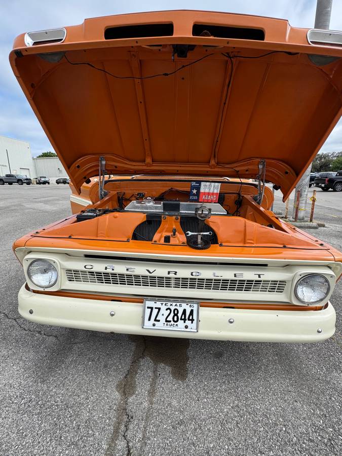 Chevrolet-c10-pickup-1965-custom-17
