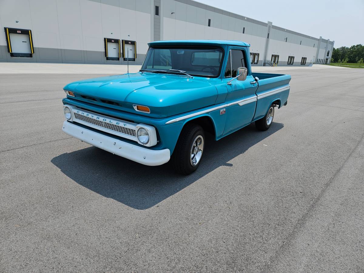 Chevrolet-c10-pickup-1966-blue-18