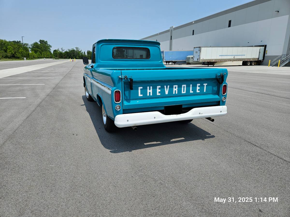 Chevrolet-c10-pickup-1966-blue-2