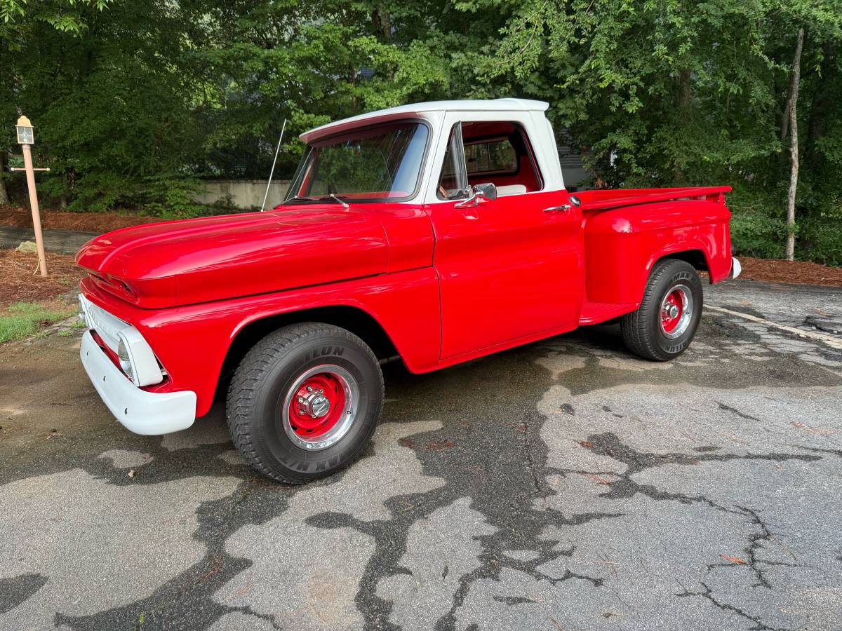 Chevrolet-c10-pickup-1966-red