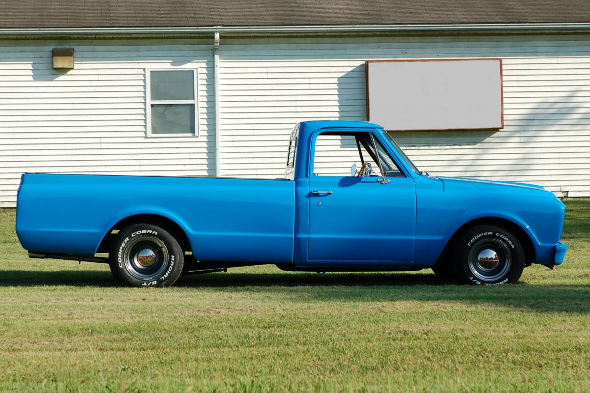 Chevrolet-c10-pickup-1967-blue-11