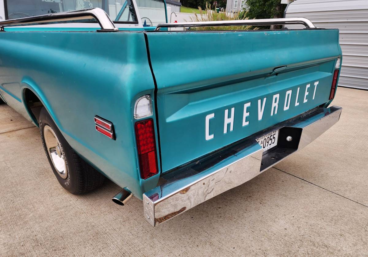 Chevrolet-c10-pickup-1970-blue-13