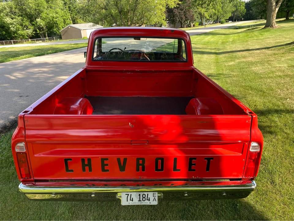 Chevrolet-c10-pickup-1970-red-10