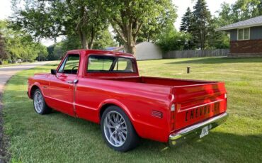 Chevrolet-c10-pickup-1970-red-11