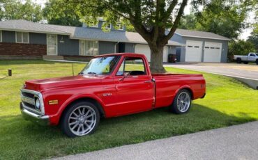 Chevrolet-c10-pickup-1970-red-9