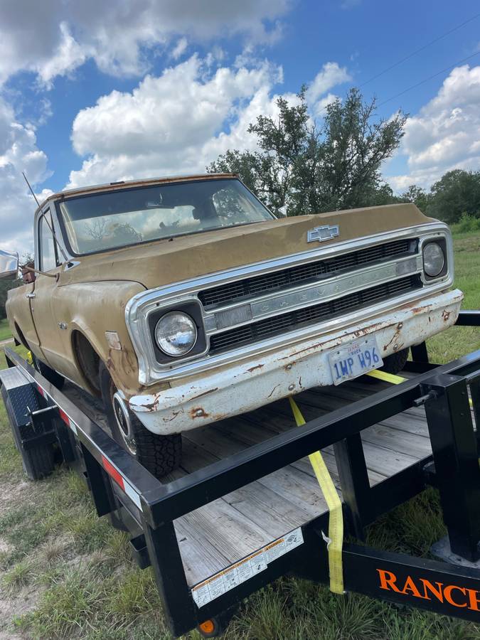 Chevrolet-c10-pickup-1970-yellow