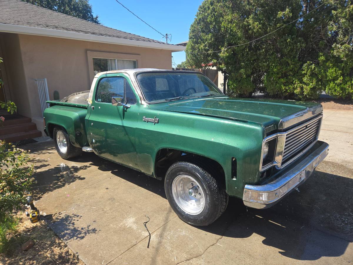 Chevrolet-c10-pickup-1973