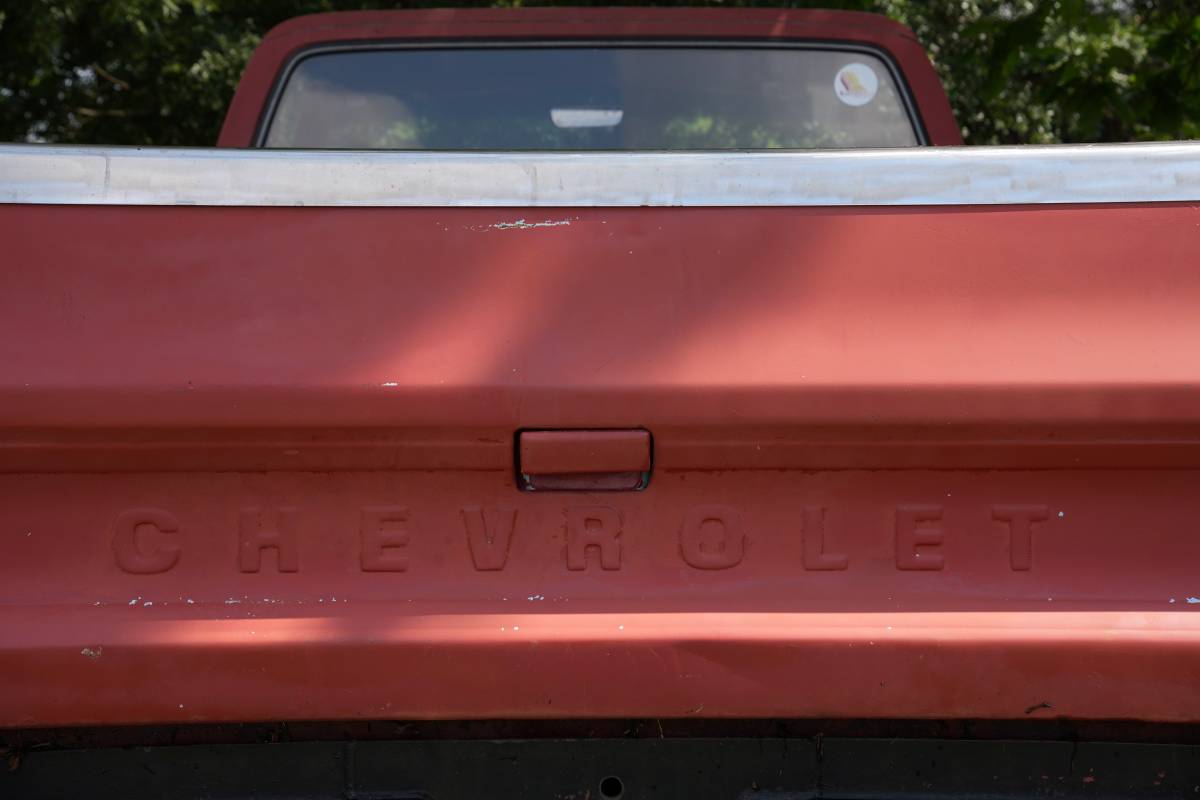 Chevrolet-c10-pickup-1976-3