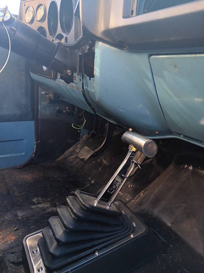 Chevrolet-c10-pickup-1984-grey-11