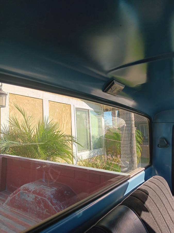 Chevrolet-c10-pickup-1984-grey-12