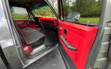 Chevrolet-c10-pickup-1986-custom-13