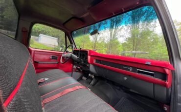 Chevrolet-c10-pickup-1986-custom-16